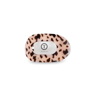 image:imageTELETIES  Medium Flat Round Clip  Strong Grip Bendable Teeth Comfortable Curved Design  Ideal for MediumThick Hair  For All Hair Textures  Almond BeigeBlonde Tortoise